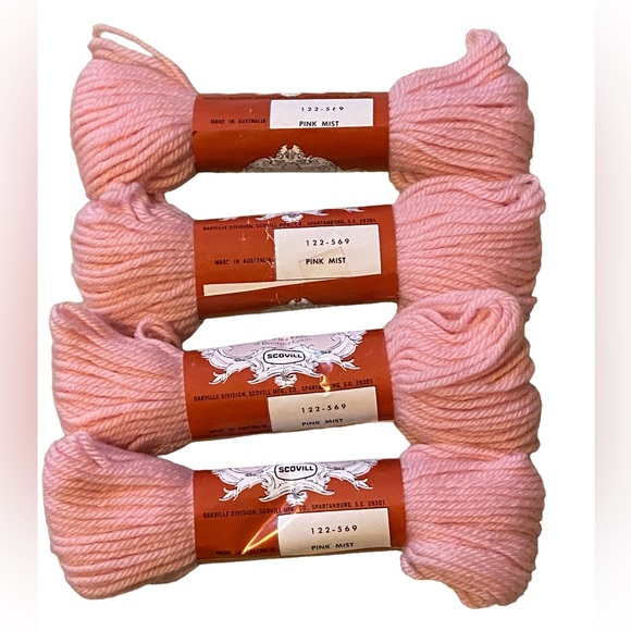 Pink Mist VTG NOS Scovill Dritz Luxury 100% Virgin Wool Needlepoint 40 yds - Picture 4 of 6